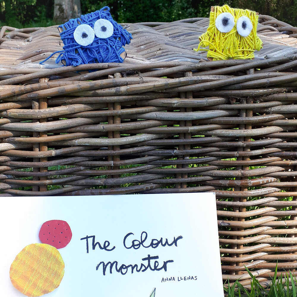 Easy Puppet Show Activity Idea